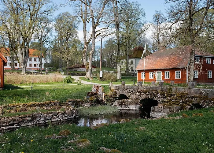 Vandrarhemmet Aras Saeteri Och Traedgardar