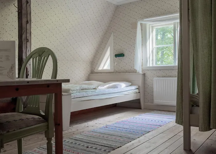 Vandrarhemmet Aras Saeteri Och Traedgardar